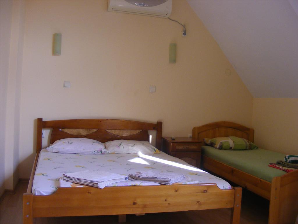 Guest House "Zora - Sarafovo" Burgas Exterior photo